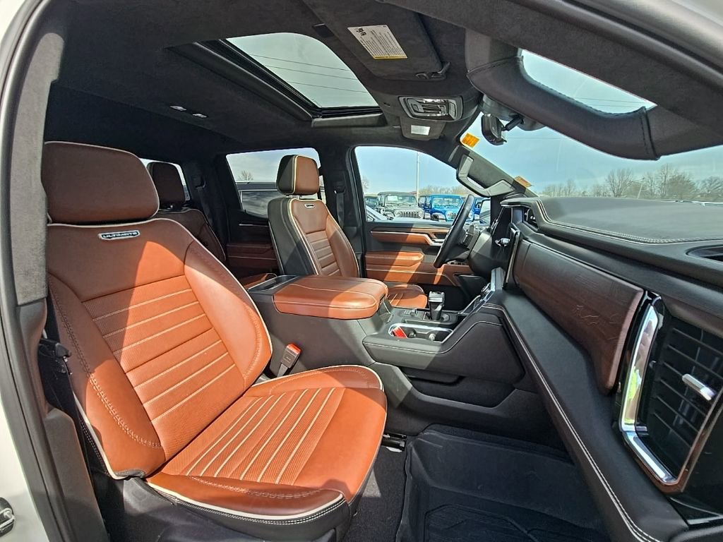 Used 2024 GMC Sierra 1500 Denali Ultimate image 16