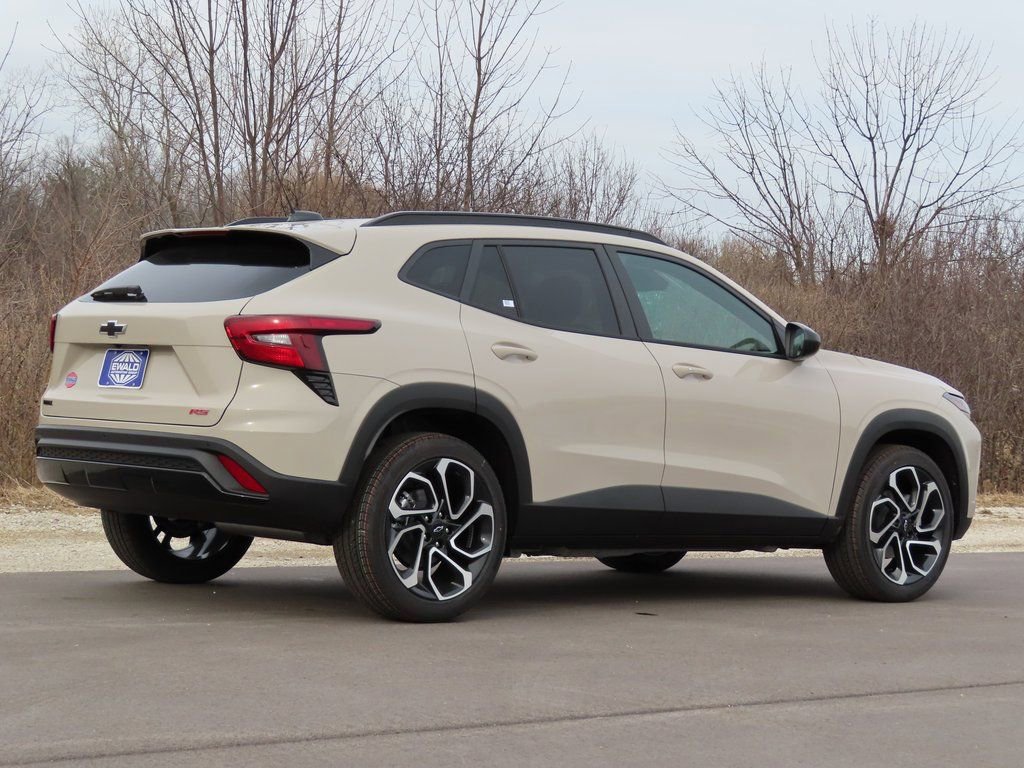 New 2026 Chevrolet Trax RS w/ Sunroof Package image 3