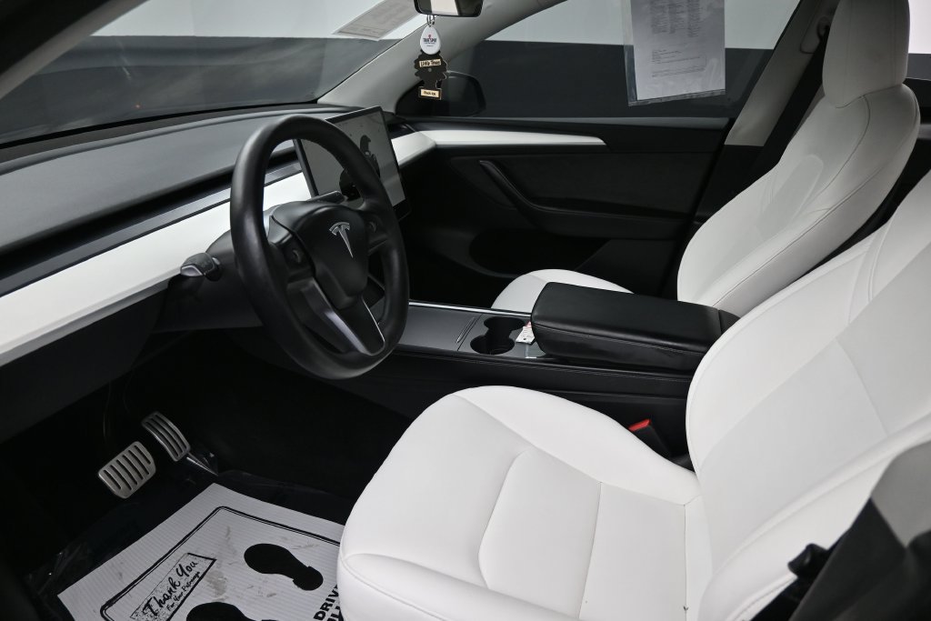 Used 2022 Tesla Model Y Performance AWD/4WD image 20