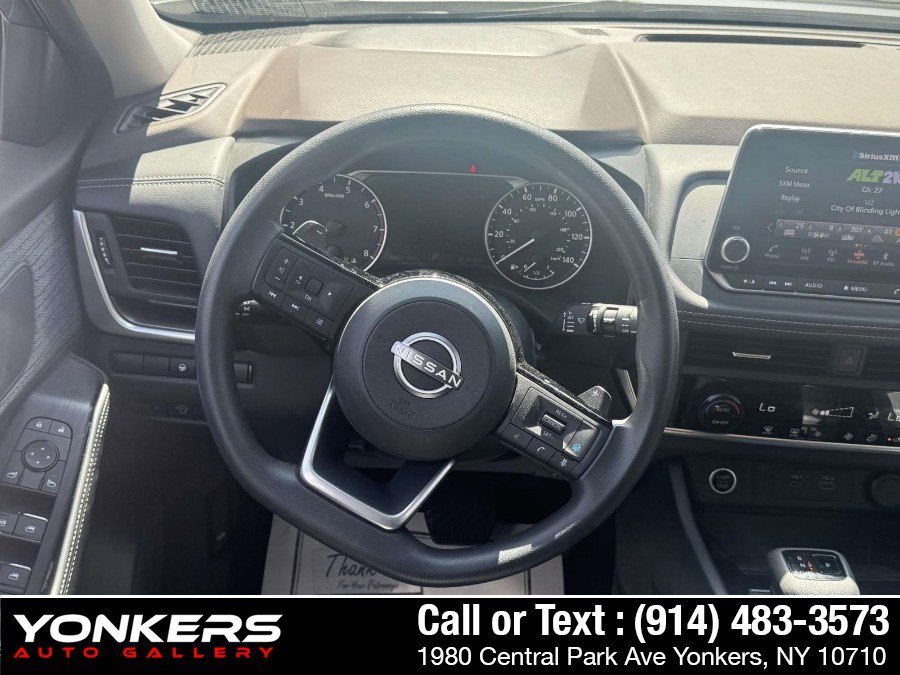 Used 2023 Nissan Rogue SV AWD/4WD image 10