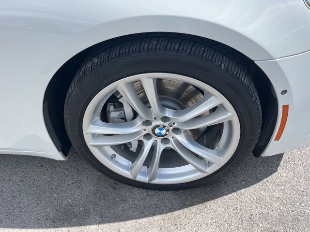 Used 2015 BMW 750i RWD image 16