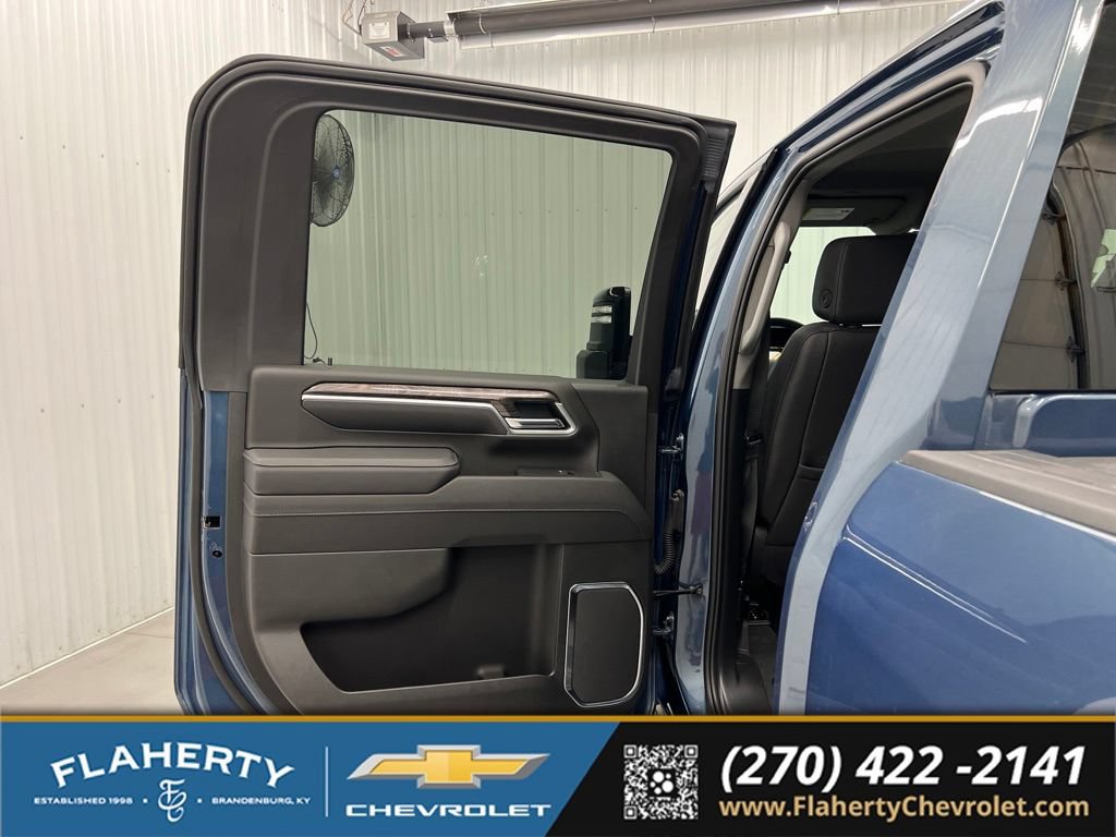 Used 2025 Chevrolet Silverado 2500 LTZ w/ Trail Boss Package AWD/4WD image 10