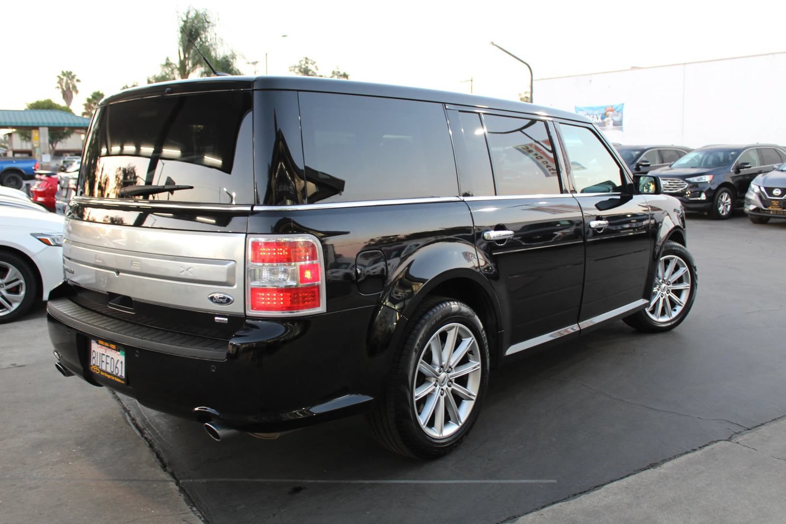 Used 2019 Ford Flex Limited AWD/4WD image 5