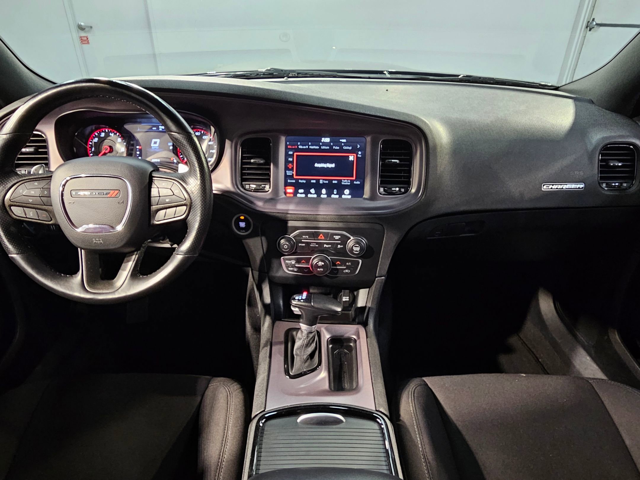 Used 2023 Dodge Charger R/T w/ Blacktop Package image 10