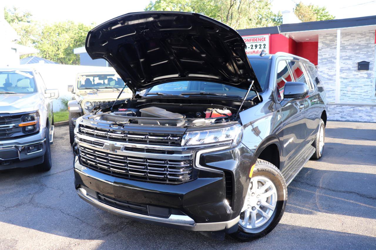 Used 2023 Chevrolet Suburban LT AWD/4WD image 52