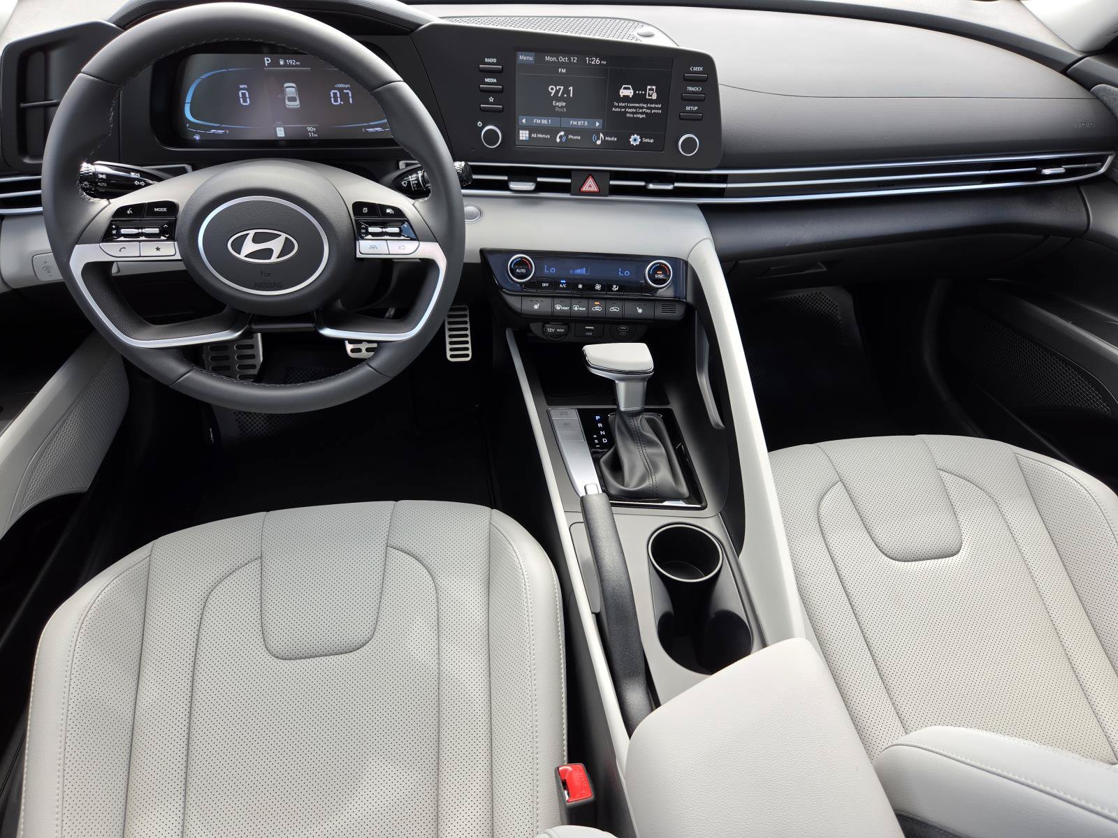 New 2026 Hyundai Elantra SEL Sport FWD image 12