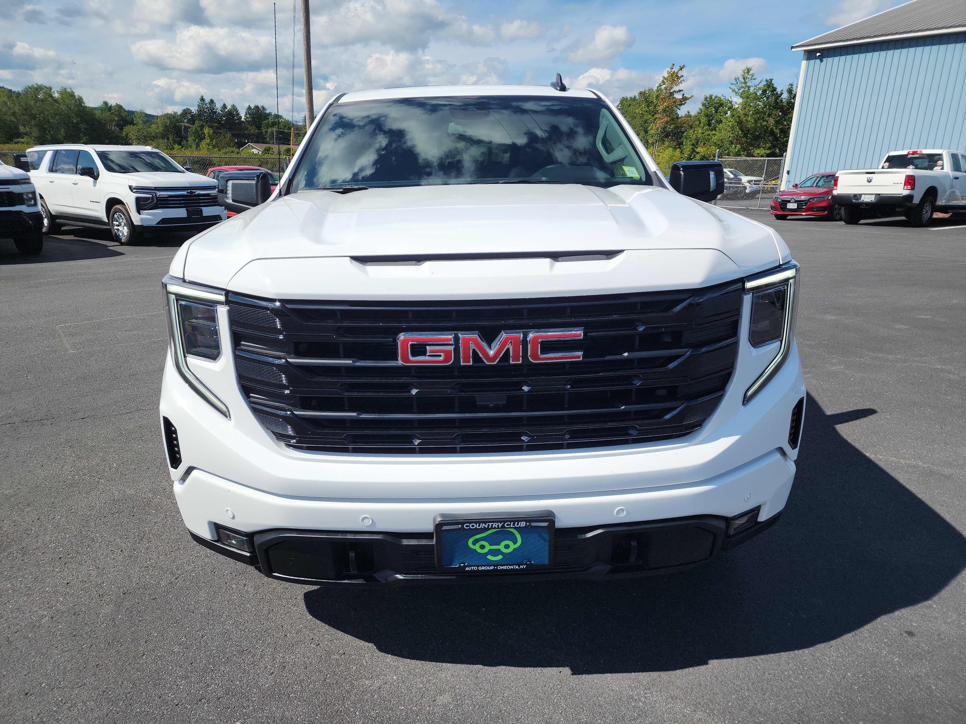 Certified 2026 GMC Sierra 1500 Elevation w/ Elevation Premium Package AWD/4WD image 3