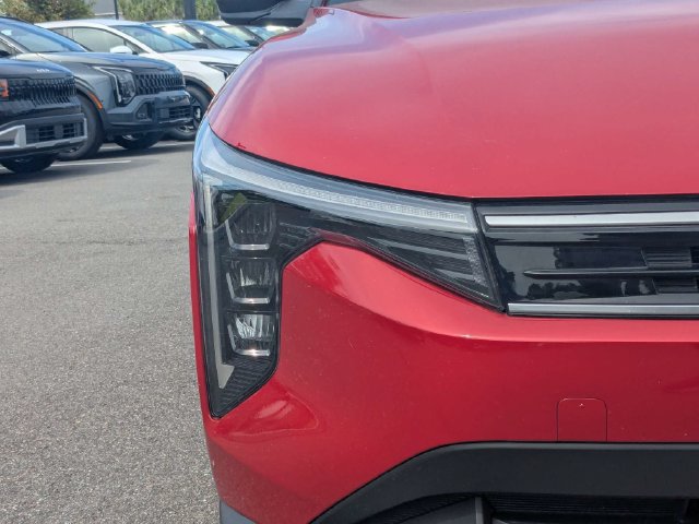 Certified 2025 Kia K4 EX FWD image 9