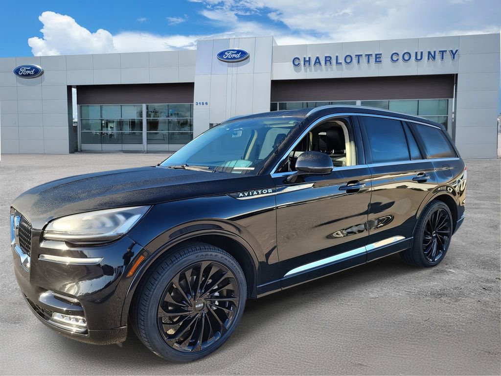 Used 2021 Lincoln Aviator Reserve w/ Equipment Group 208A image 2