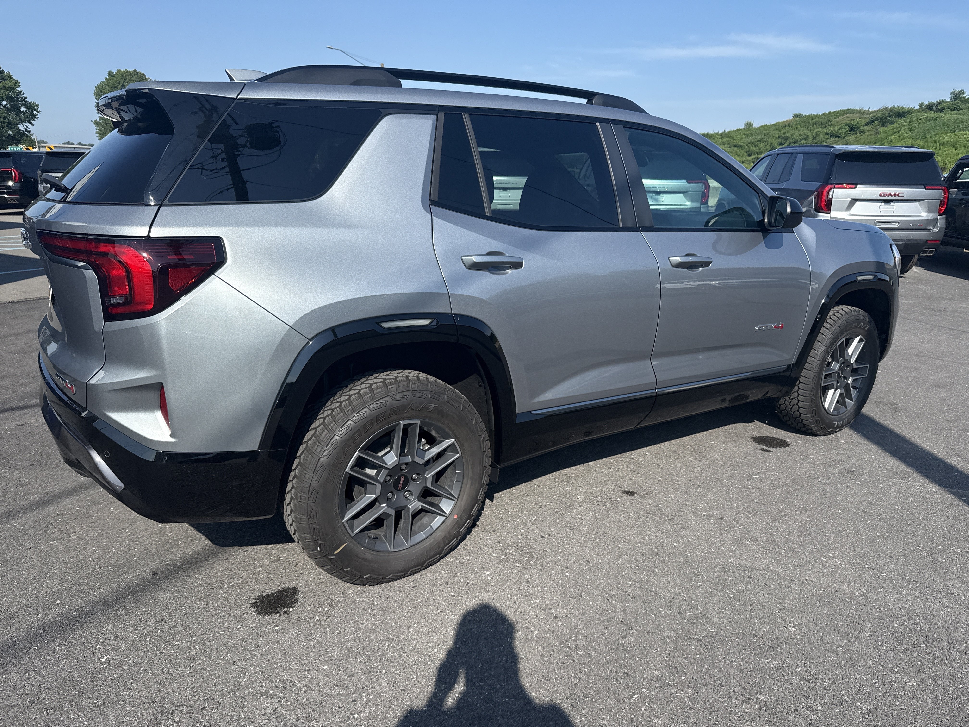 New 2027 GMC Terrain AT4 w/ Convenience Package III AWD/4WD image 3