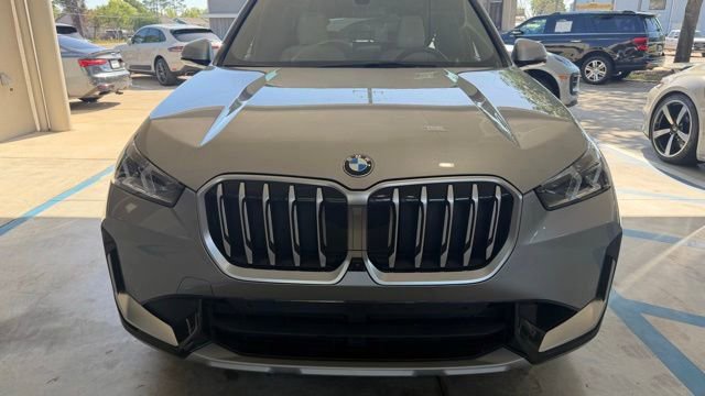 Used 2023 BMW X1 xDrive28i w/ Premium Package image 2