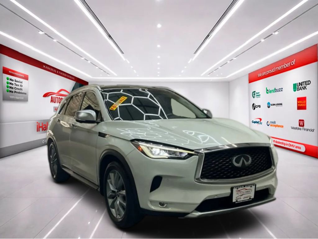 Used 2021 INFINITI QX50 Essential w/ Convenience Package image 2