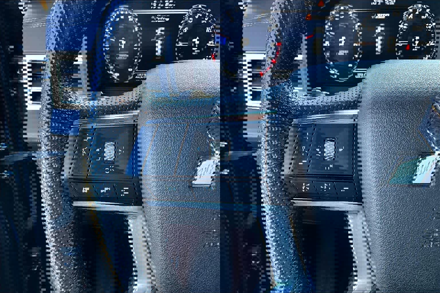 Used 2023 Mitsubishi Outlander SE Black Edition image 23