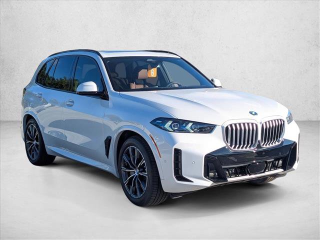 New 2026 BMW X5 xDrive50e w/ M Sport Package AWD/4WD image 6