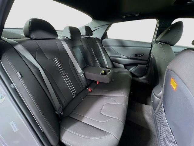 Used 2026 Hyundai Elantra SEL Sport Premium FWD image 29