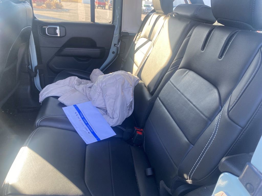 Used 2023 Jeep Wrangler Unlimited Sahara w/ Cold Weather Group image 6