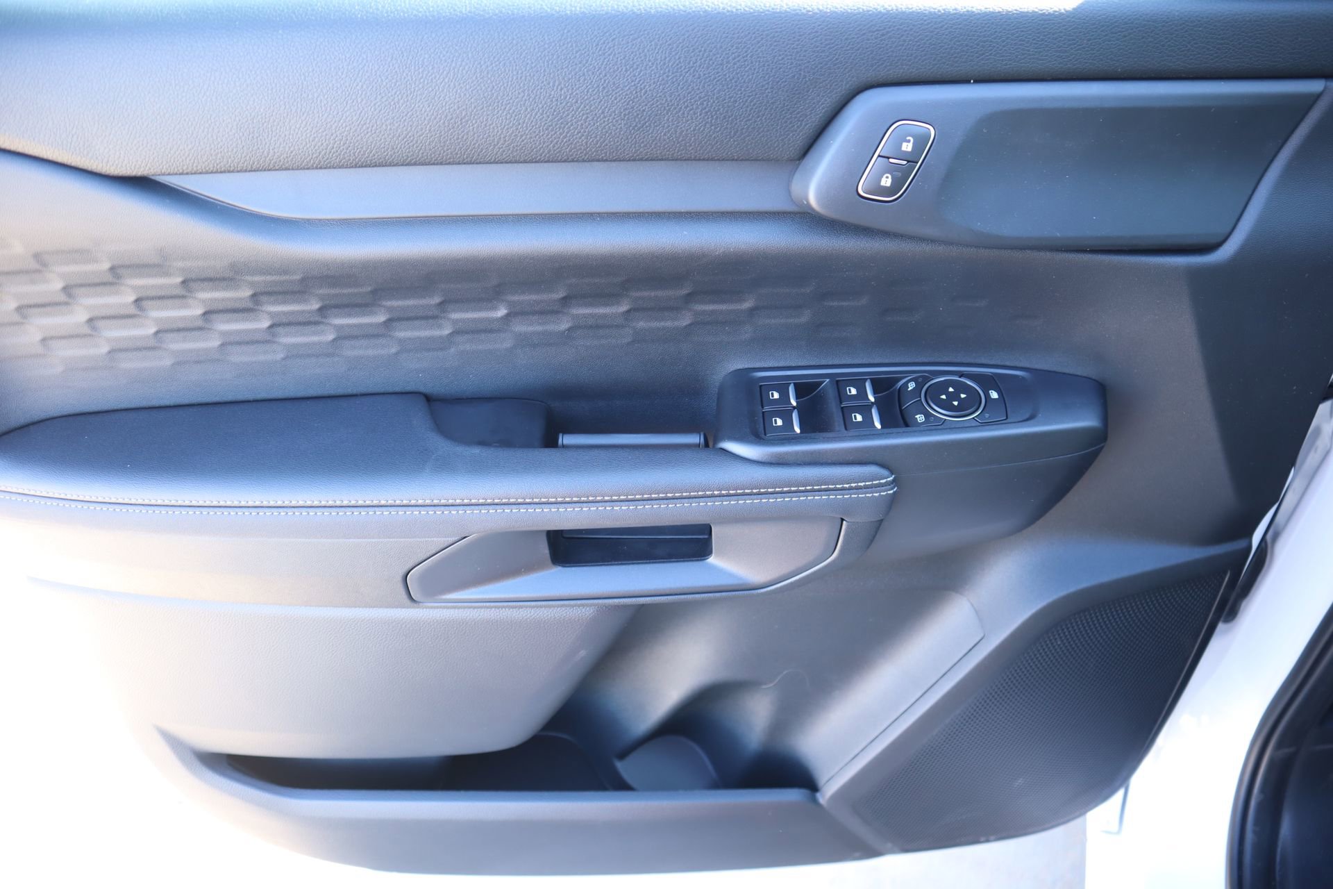 New 2026 Ford Ranger XLT w/ FX4 Off-Road Package image 15