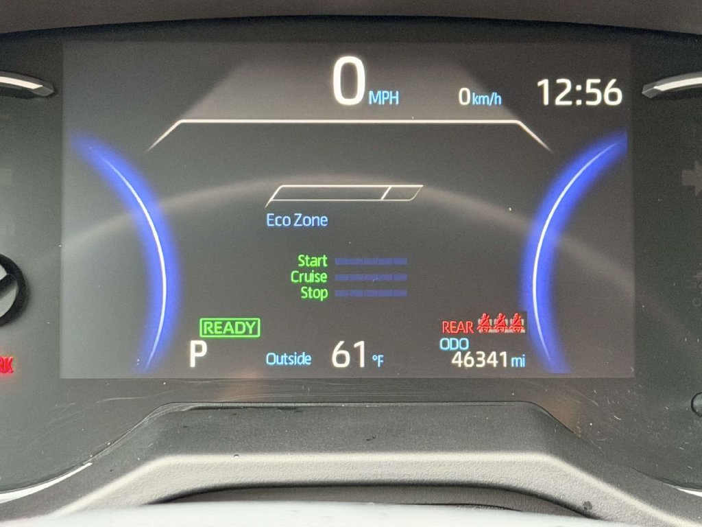 Certified 2025 Toyota RAV4 LE AWD/4WD image 10