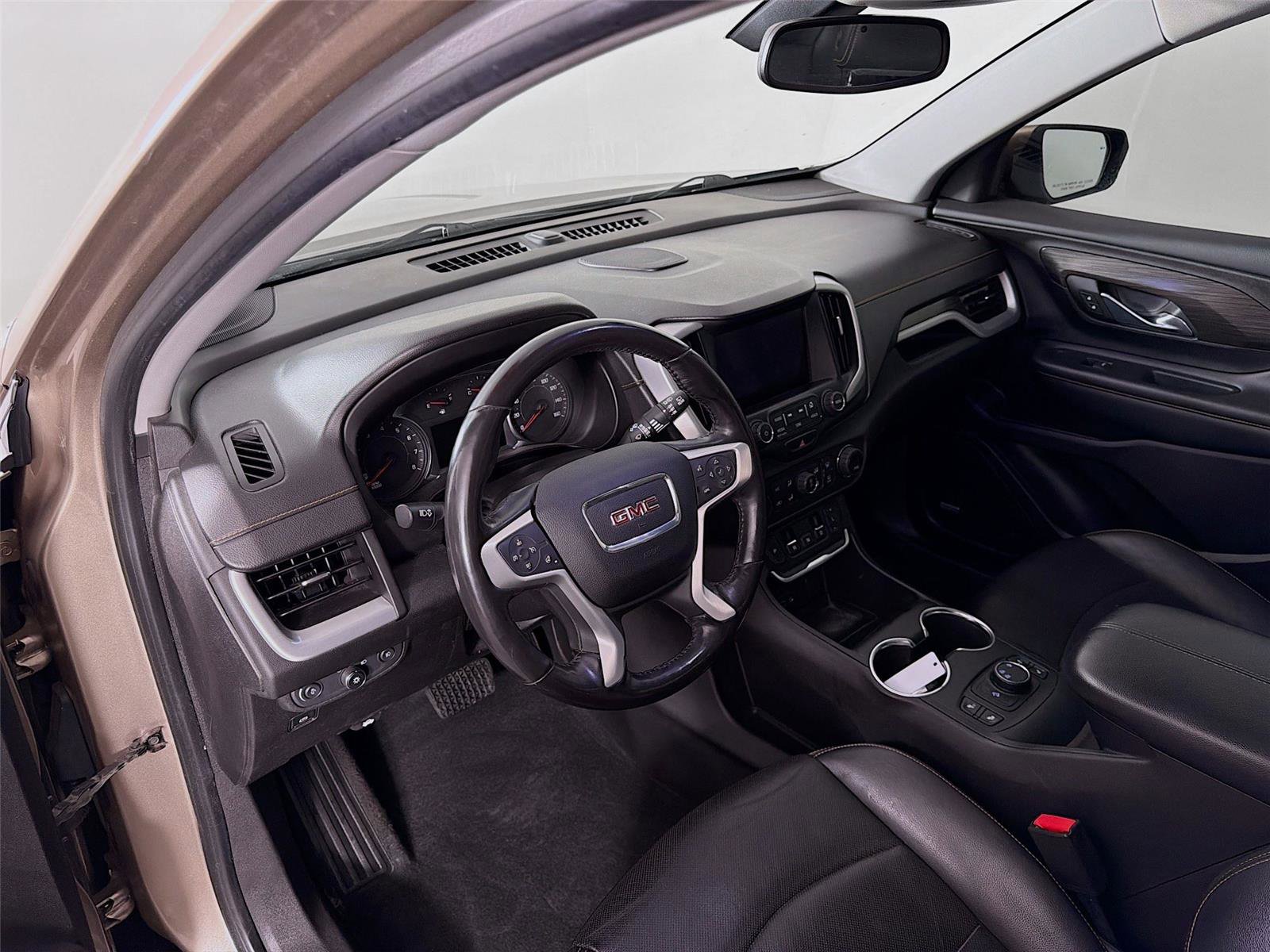 Used 2018 GMC Terrain SLT w/ Preferred Package AWD/4WD image 9