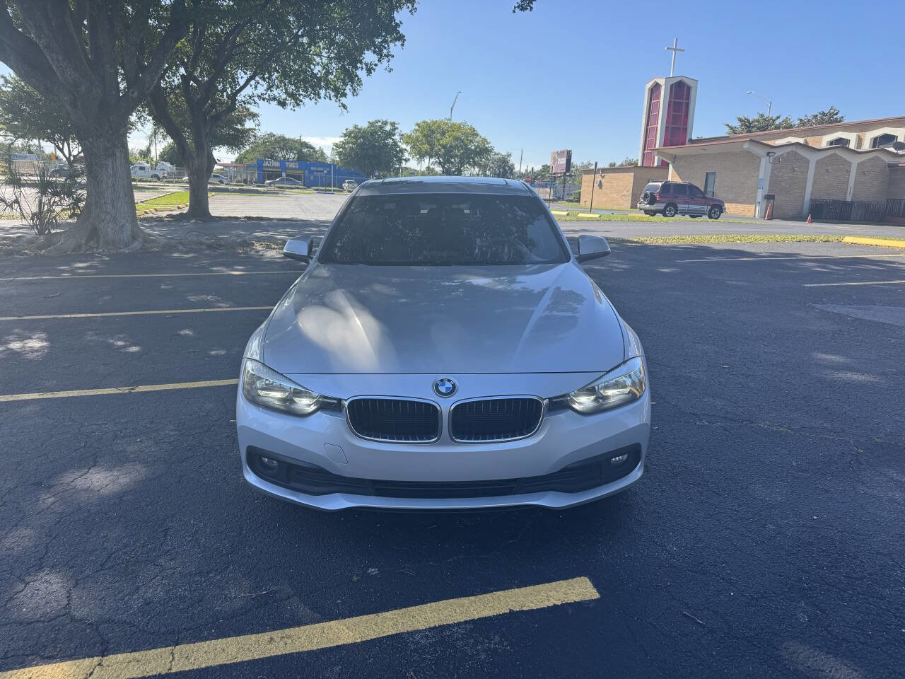 Used 2016 BMW 320i Sedan