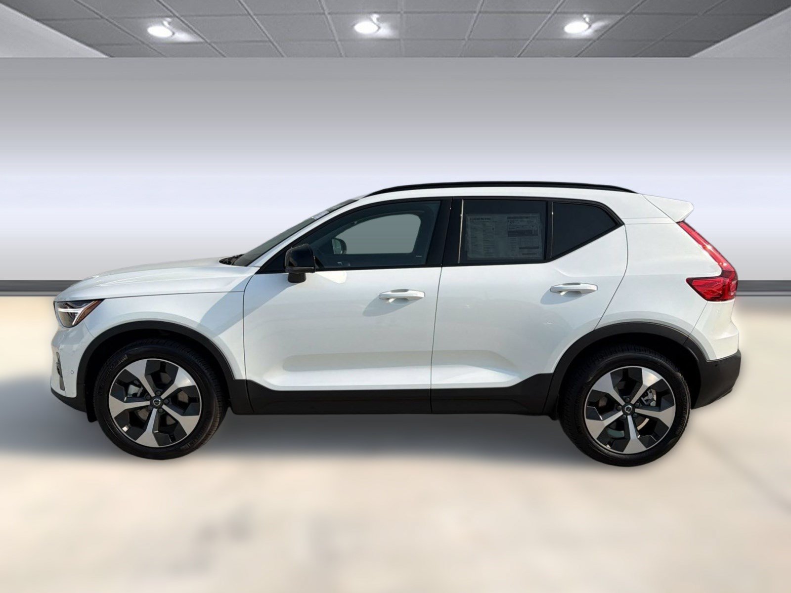 New 2026 Volvo XC40 B5 Plus w/ Protection Package Premier AWD/4WD image 2