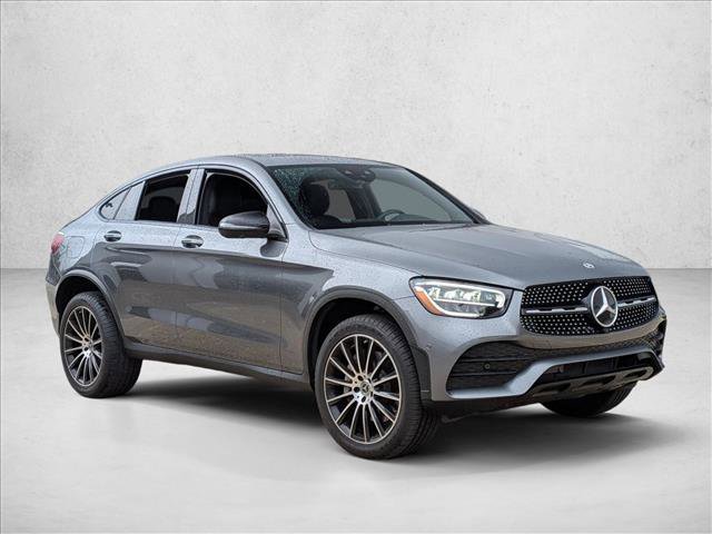 Used 2023 Mercedes-Benz GLC 300 4MATIC Coupe image 3