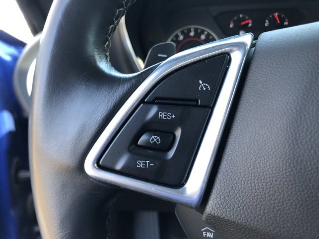 Used 2021 Chevrolet Camaro LT w/ Technology Package image 18