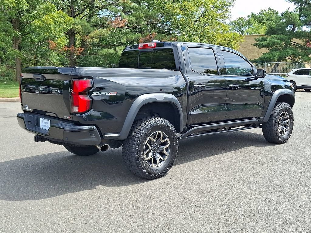 Used 2023 Chevrolet Colorado ZR2 w/ ZR2 Convenience Package III AWD/4WD image 9