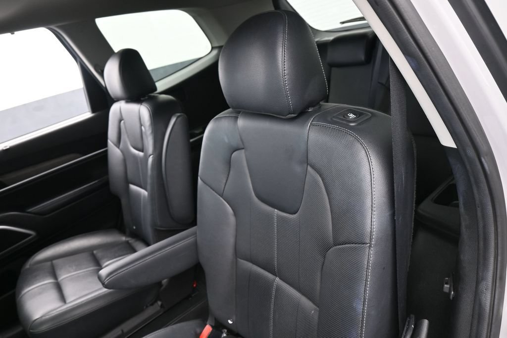 Used 2022 Kia Telluride EX w/ EX Premium Package AWD/4WD image 34