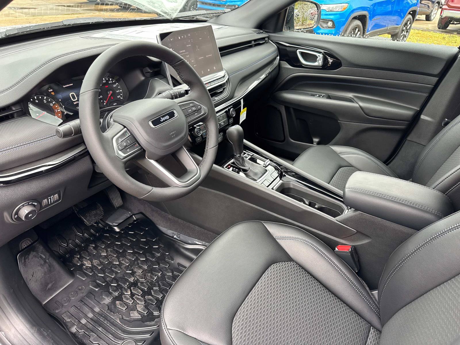 New 2026 Jeep Compass Latitude AWD/4WD image 21
