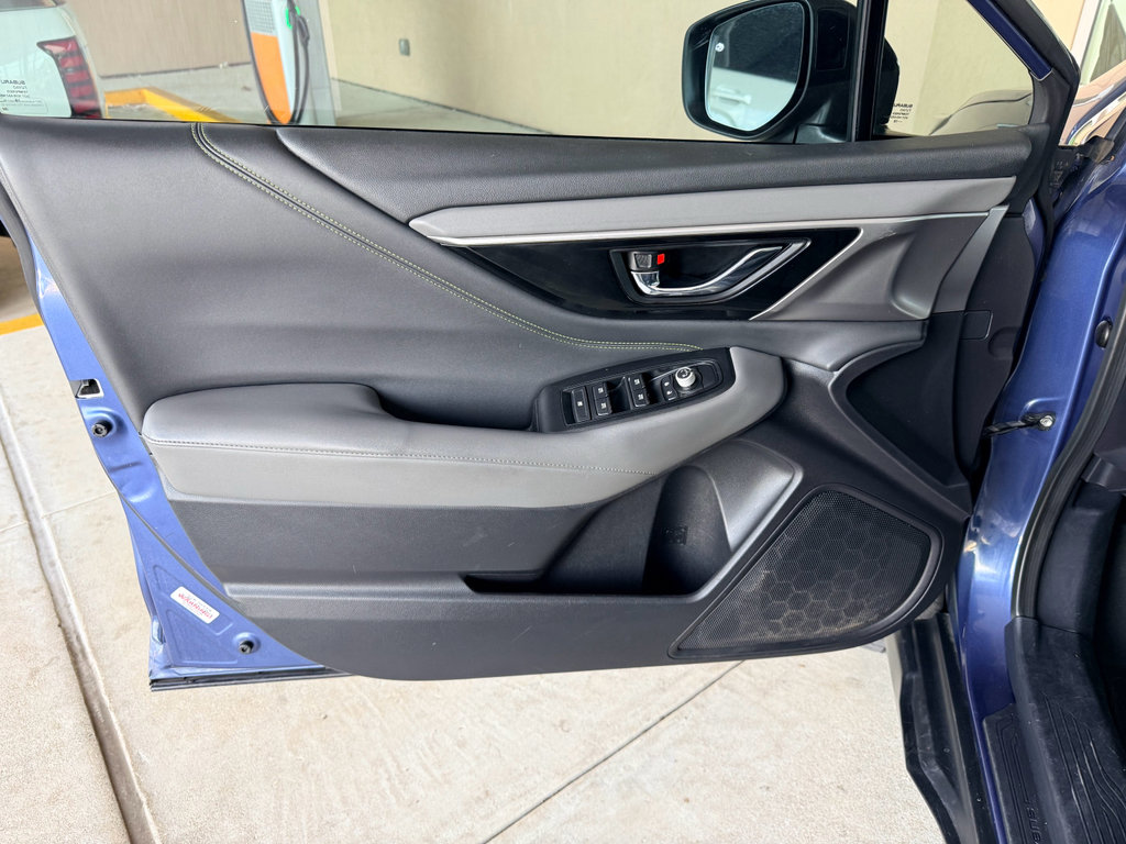 Used 2020 Subaru Outback Onyx Edition XT AWD/4WD image 9