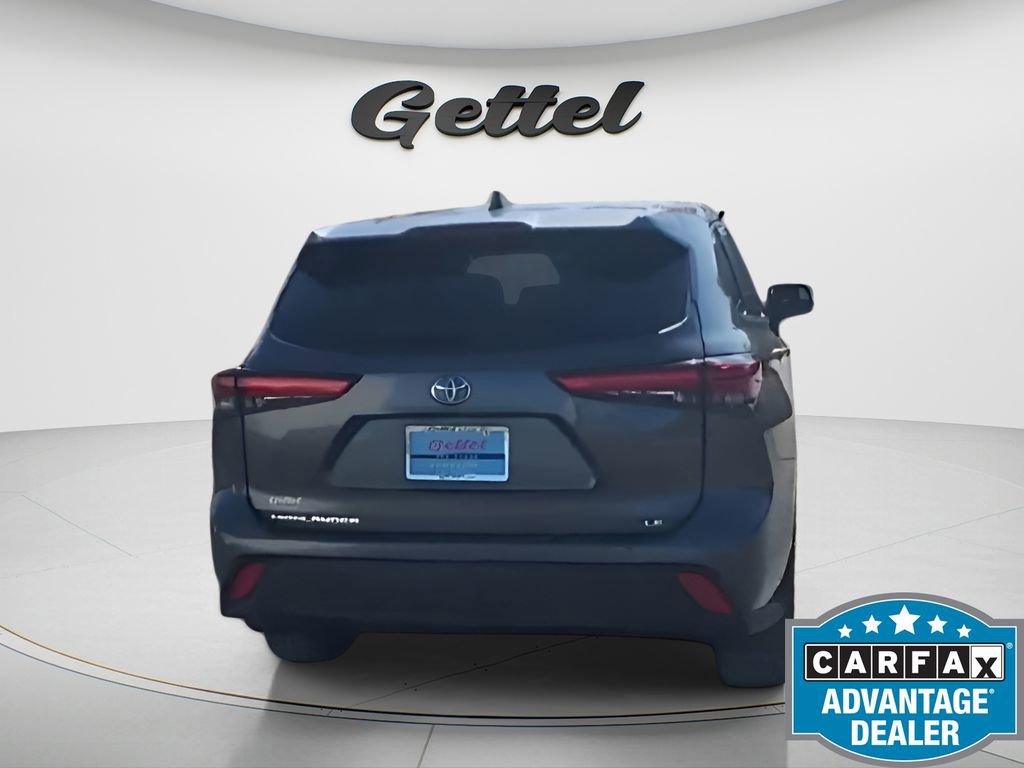 Used 2023 Toyota Highlander LE image 10