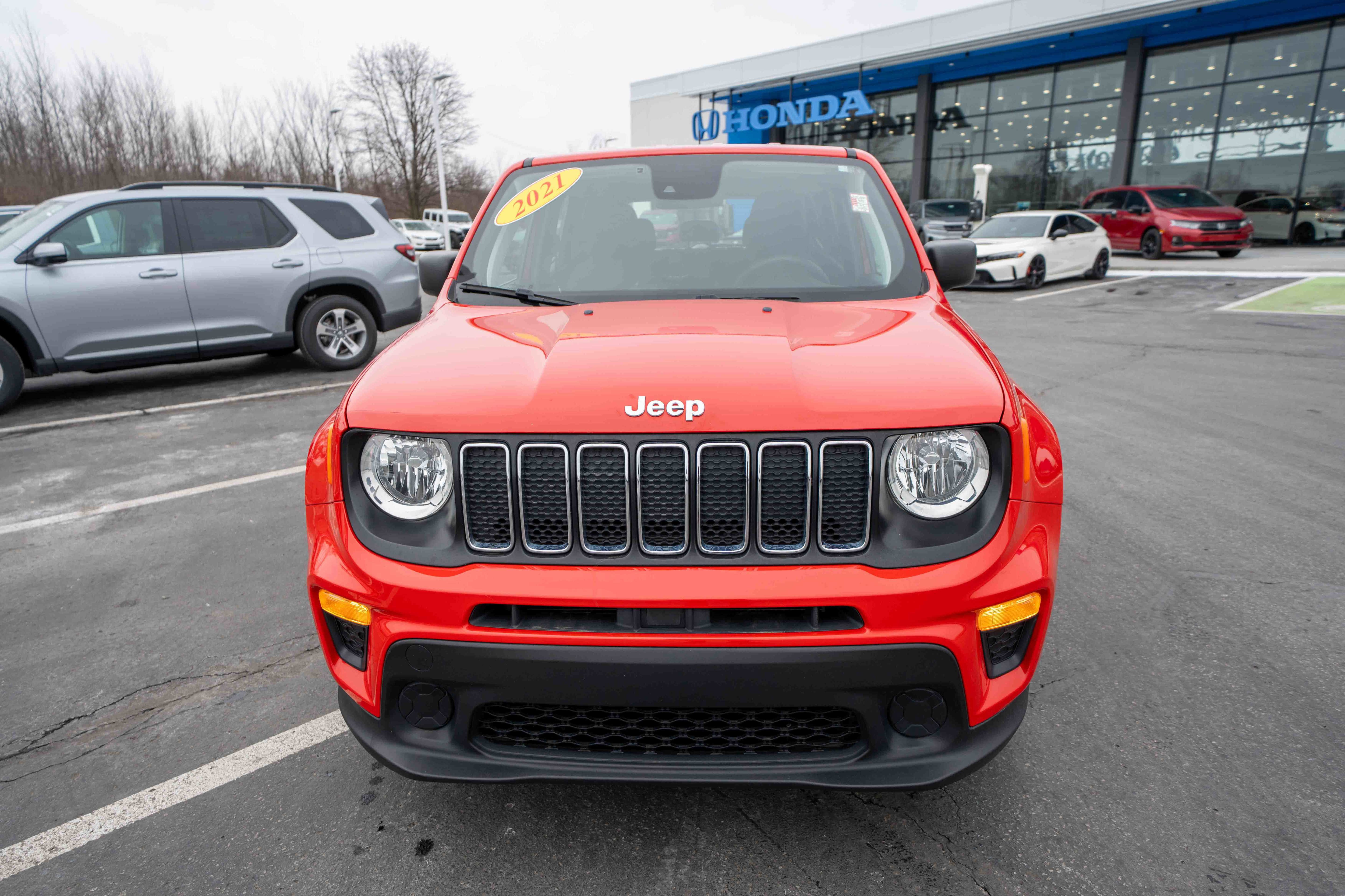 Used 2021 Jeep Renegade Sport image 2