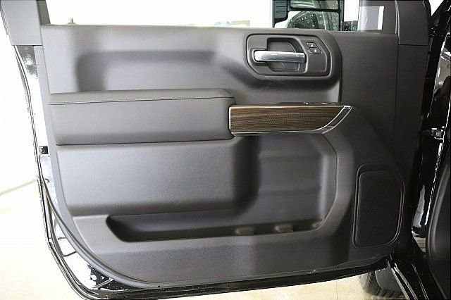 New 2025 Chevrolet Silverado 2500 LT w/ Convenience Package image 8