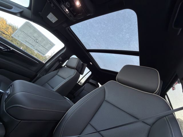 New 2026 Chevrolet Suburban Premier RWD image 20