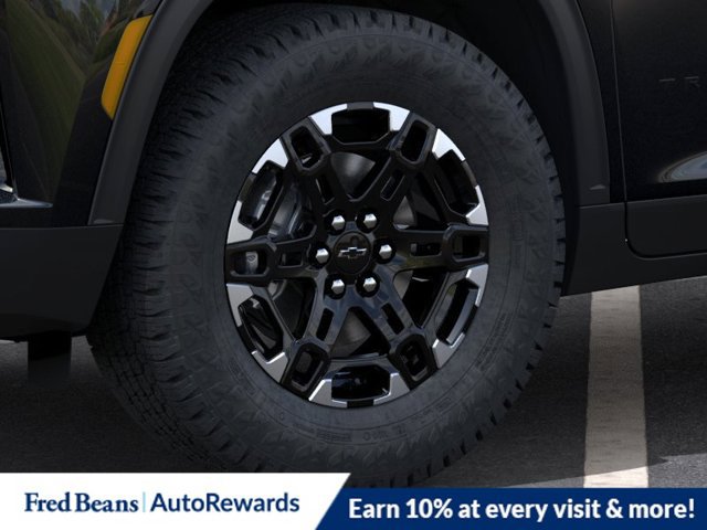 New 2027 Chevrolet Traverse Z71 w/ LPO, Floor Liner Package AWD/4WD image 11