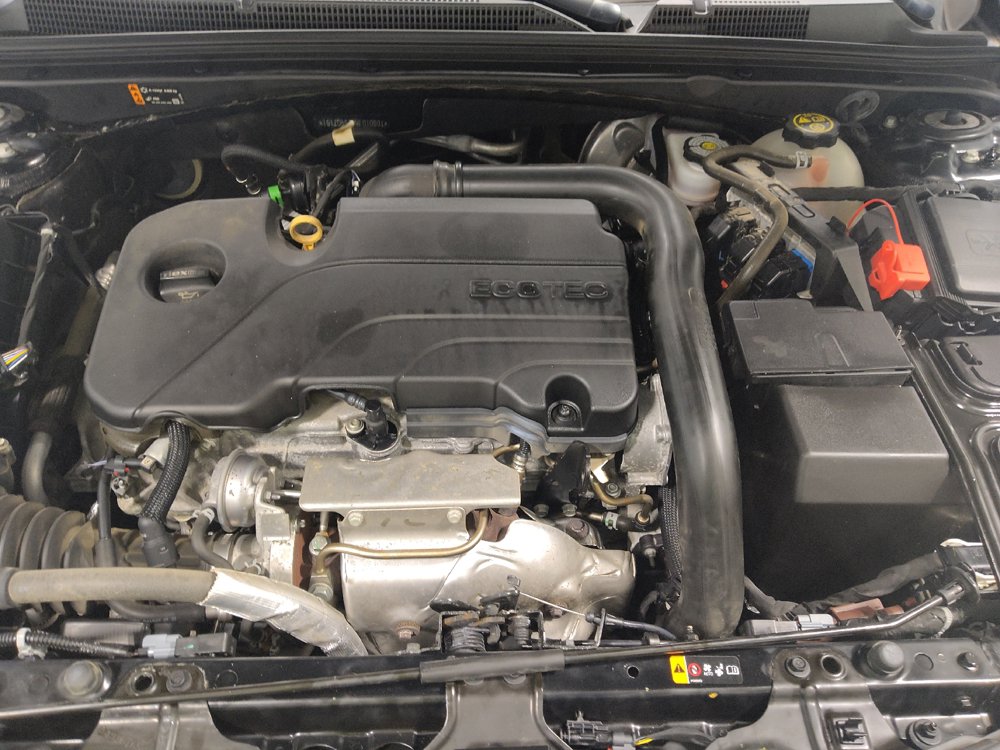 Used 2021 Chevrolet Malibu LT FWD image 30