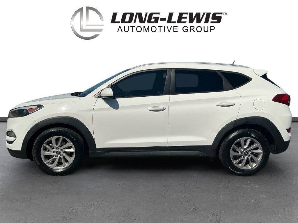 Used 2016 Hyundai Tucson SE w/ Option Group 02 FWD image 2