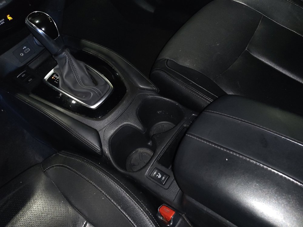 Used 2019 Nissan Rogue SL w/ Premium Package image 26