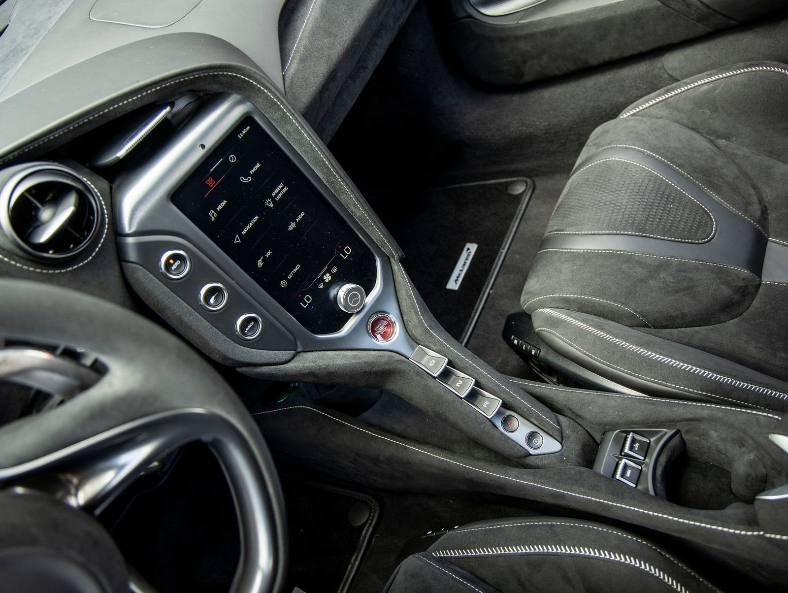 Used 2024 McLaren 750S Spider image 34