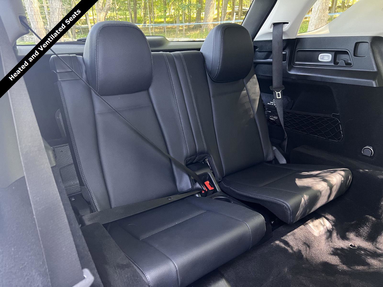 Used 2020 Mercedes-Benz GLE 450 4MATIC w/ AMG Line Exterior image 8