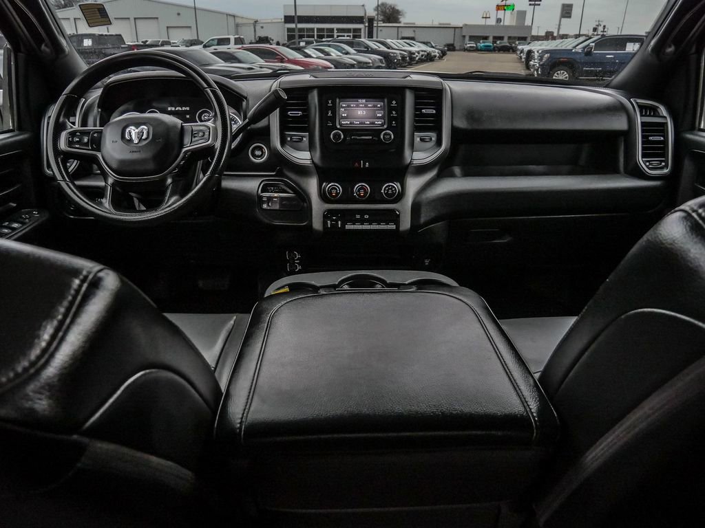 Used 2024 RAM 2500 Tradesman w/ Chrome Appearance Group image 24