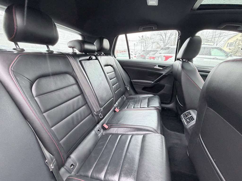 Used 2021 Volkswagen GTI SE FWD image 28