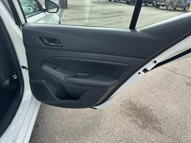 Used 2024 Nissan Altima 2.5 SV image 19