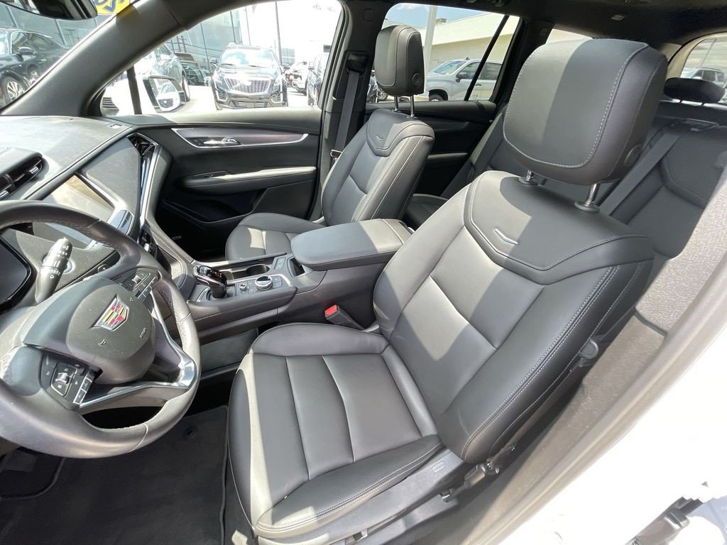 Certified 2024 Cadillac XT6 Luxury FWD image 20