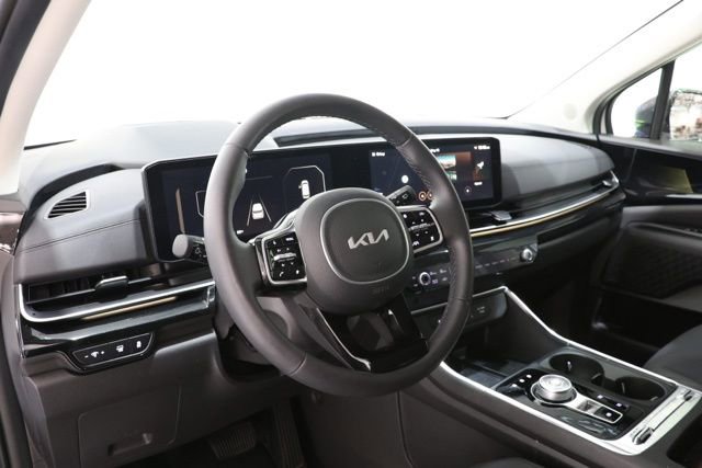 Used 2025 Kia Carnival SX Prestige FWD image 15