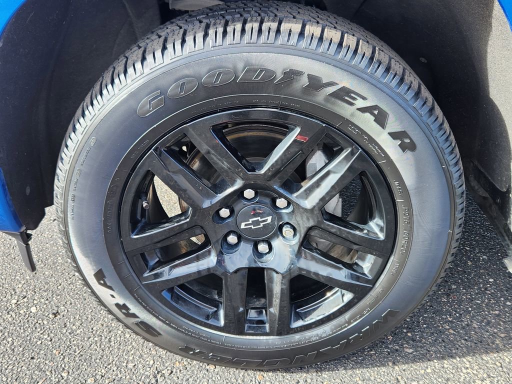 Used 2022 Chevrolet Silverado 1500 RST w/ Convenience Package II image 14