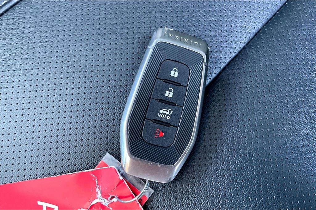Used 2025 INFINITI QX60 Pure FWD image 10