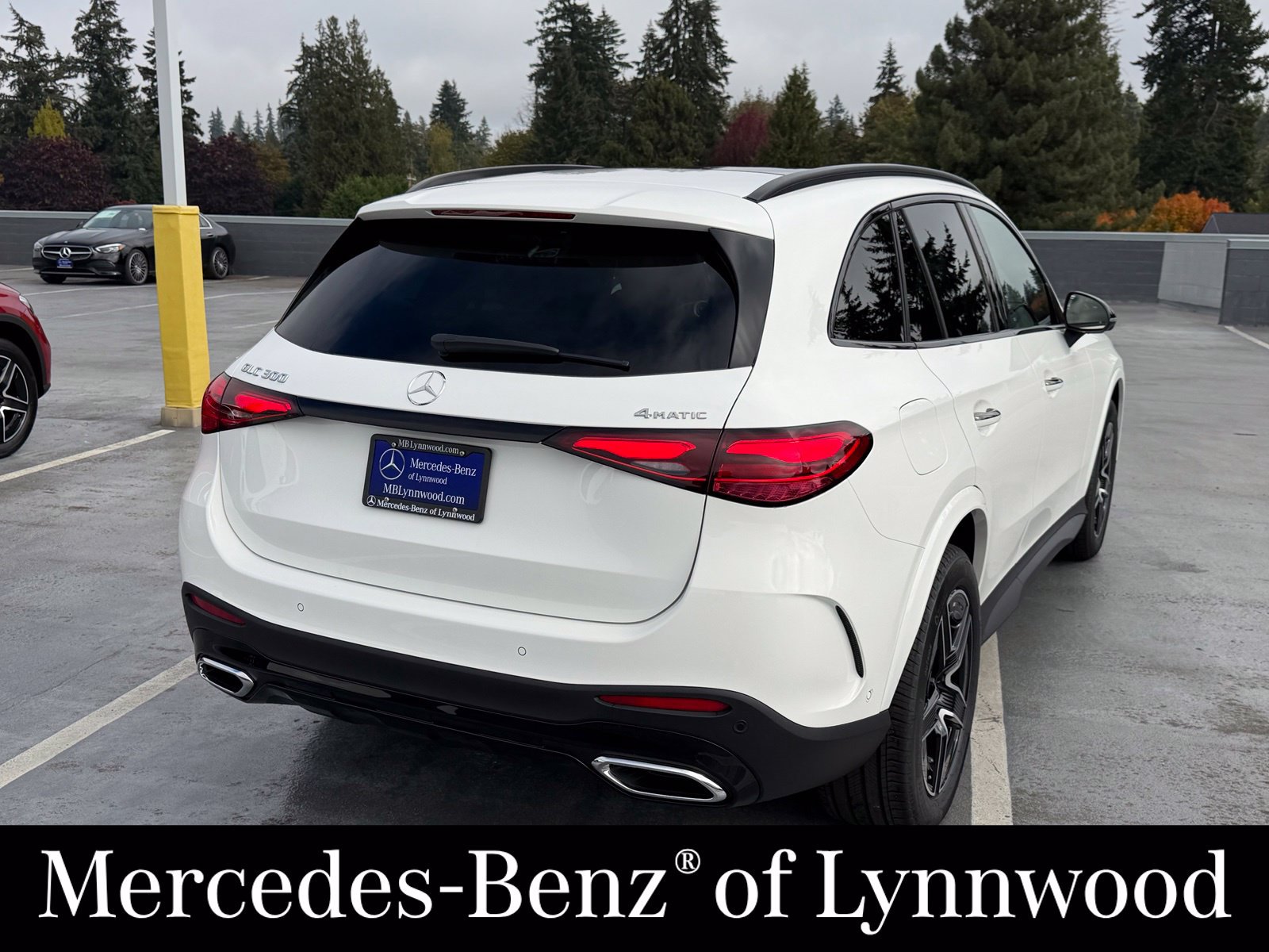 New 2027 Mercedes-Benz GLC 300 4MATIC image 6