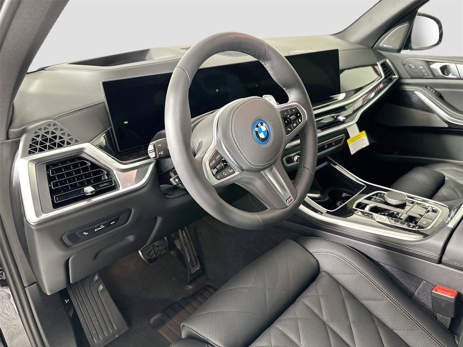 New 2026 BMW X5 xDrive50e image 9
